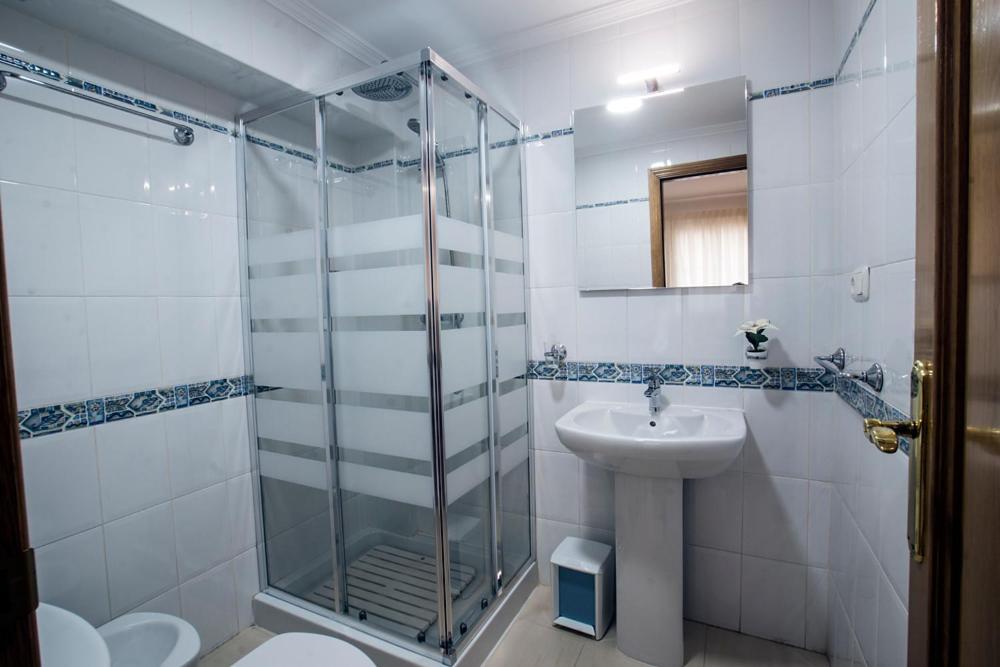 Apartamentos Amat - Only Adult - Playa El Bajondillo Torremolinos Exterior foto